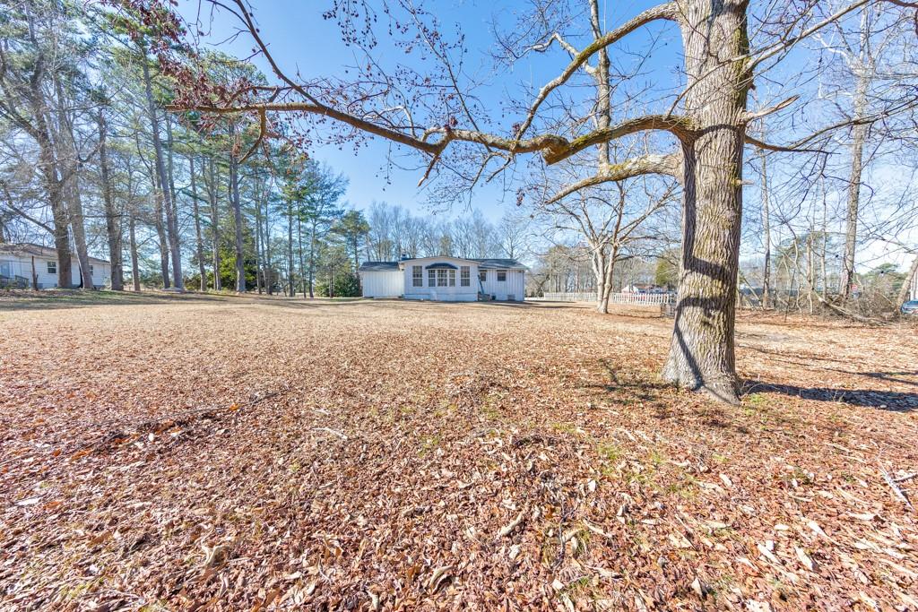 1506 McIntosh Road