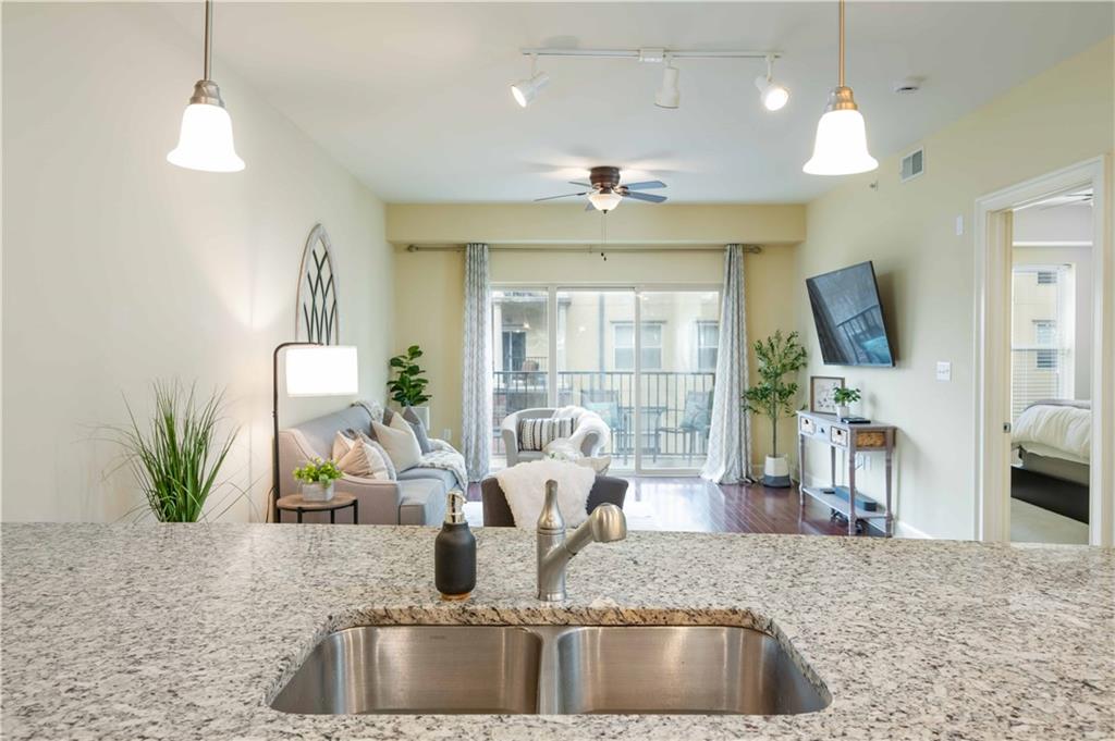 200 River Vista Drive Unit 532