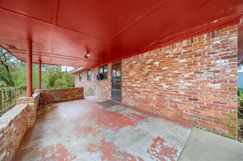 2425 Hillside Avenue
