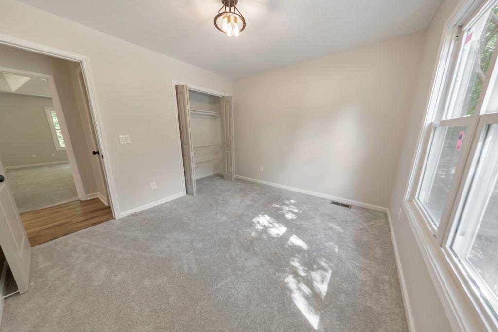 115 Wooddale Lane