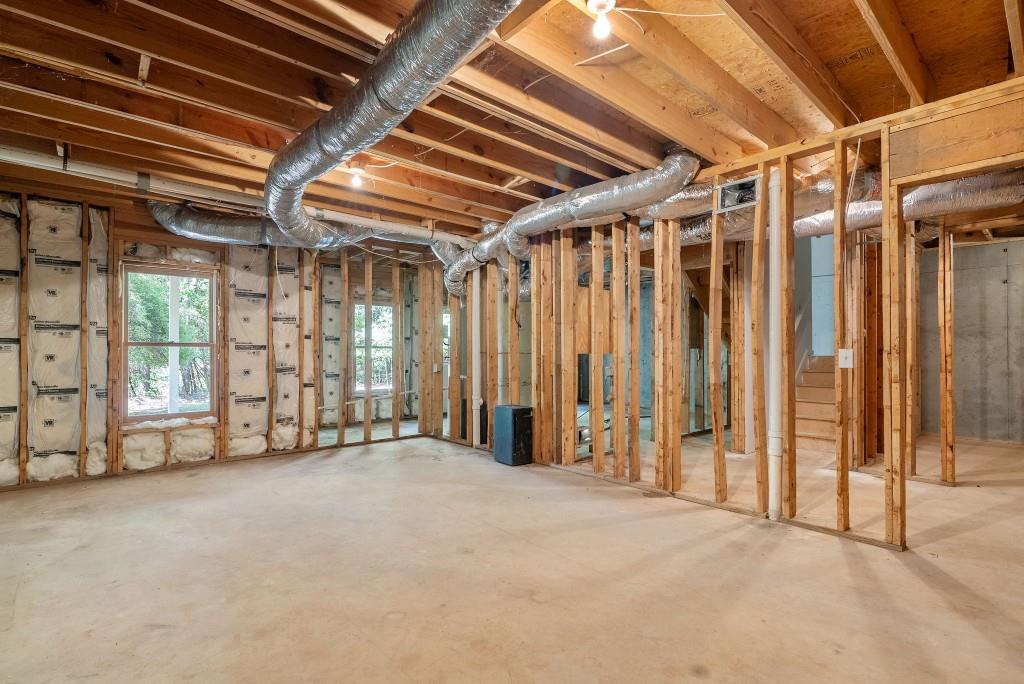 6125 Julian Road