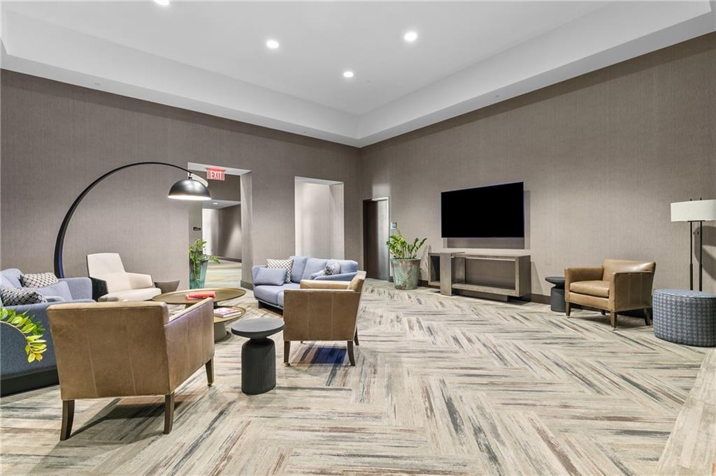 1080 Peachtree Street Unit 2406