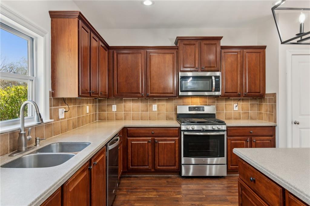 4345 Settlers Grove Road
