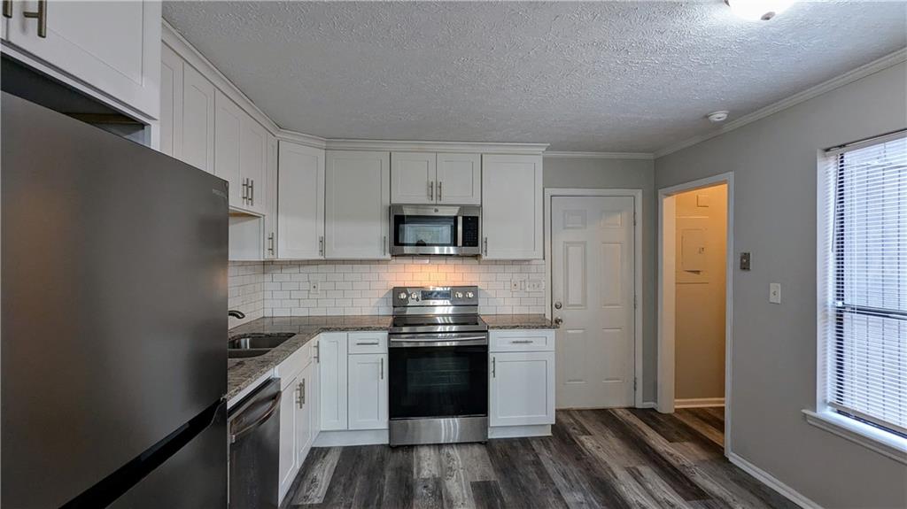 3515 Weathered Wood Drive