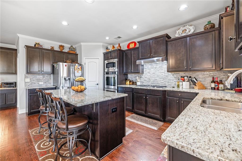 6264 Riverview Parkway