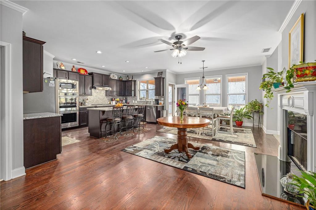 6264 Riverview Parkway