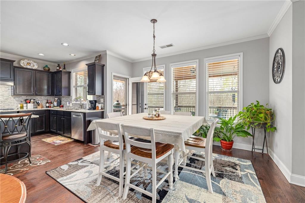6264 Riverview Parkway