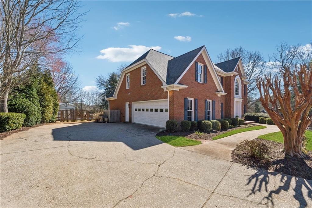 105 Wynstead Court