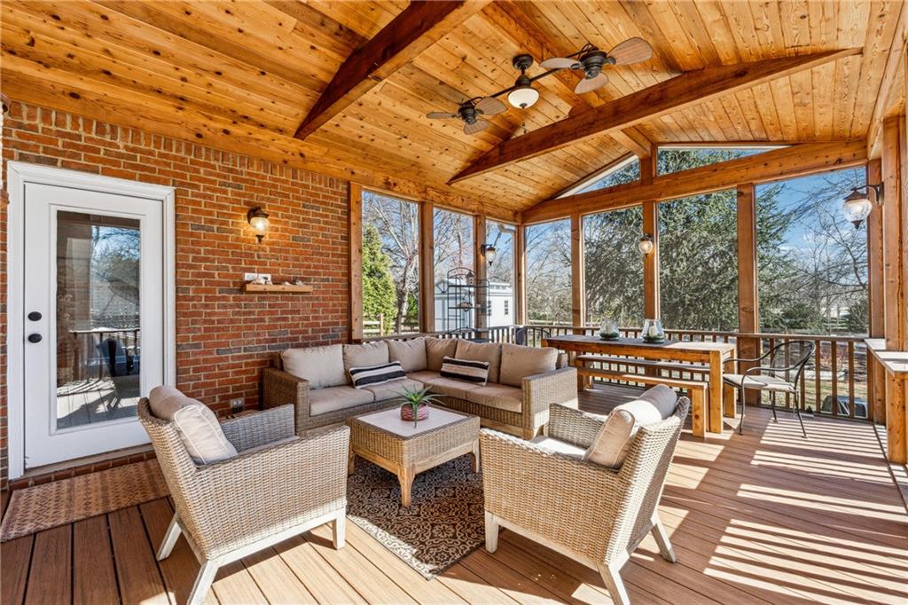 105 Wynstead Court