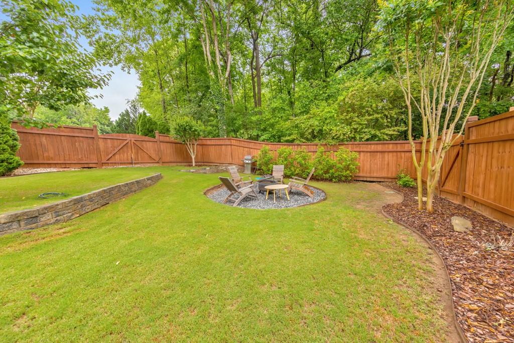 1250 Rosette Way