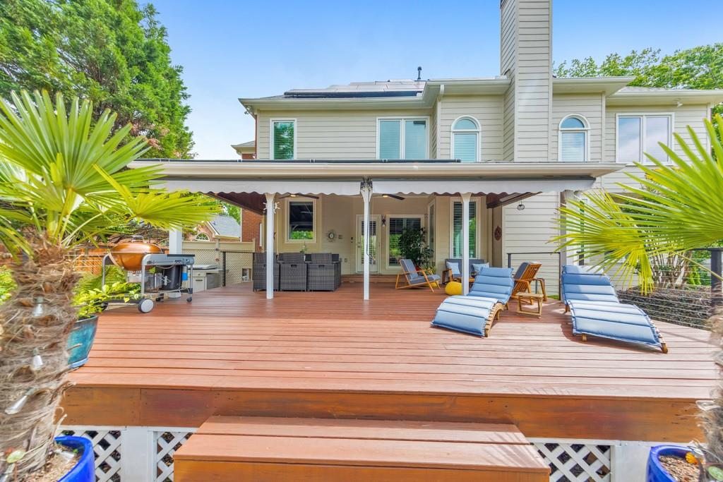 1250 Rosette Way