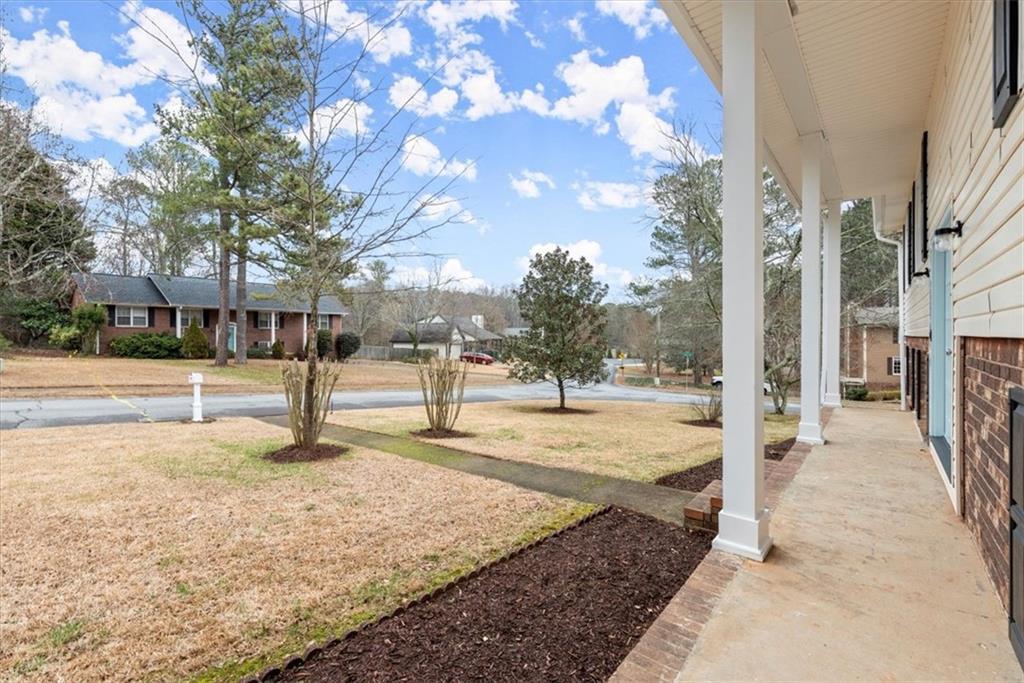 3284 Devaughn Drive NE