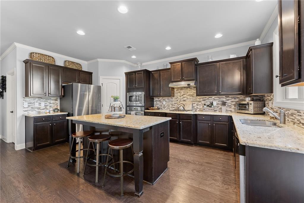 6232 Brookshire Court