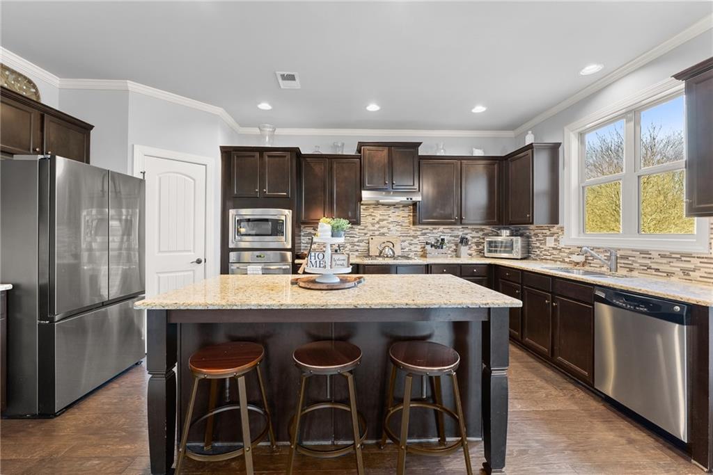 6232 Brookshire Court