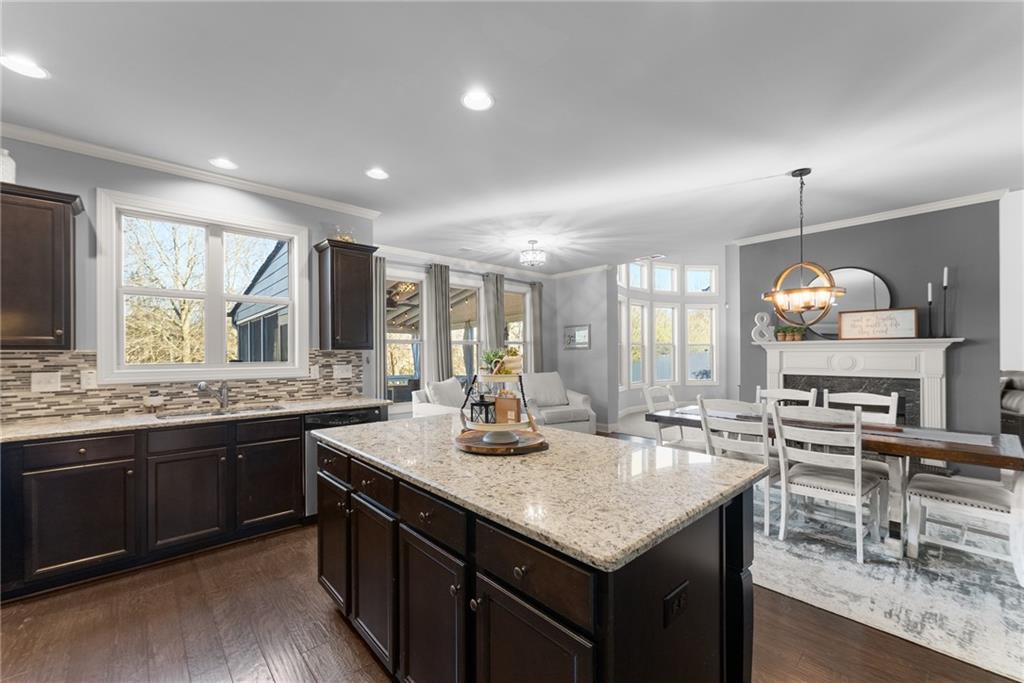 6232 Brookshire Court
