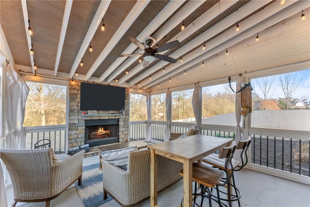 6232 Brookshire Court
