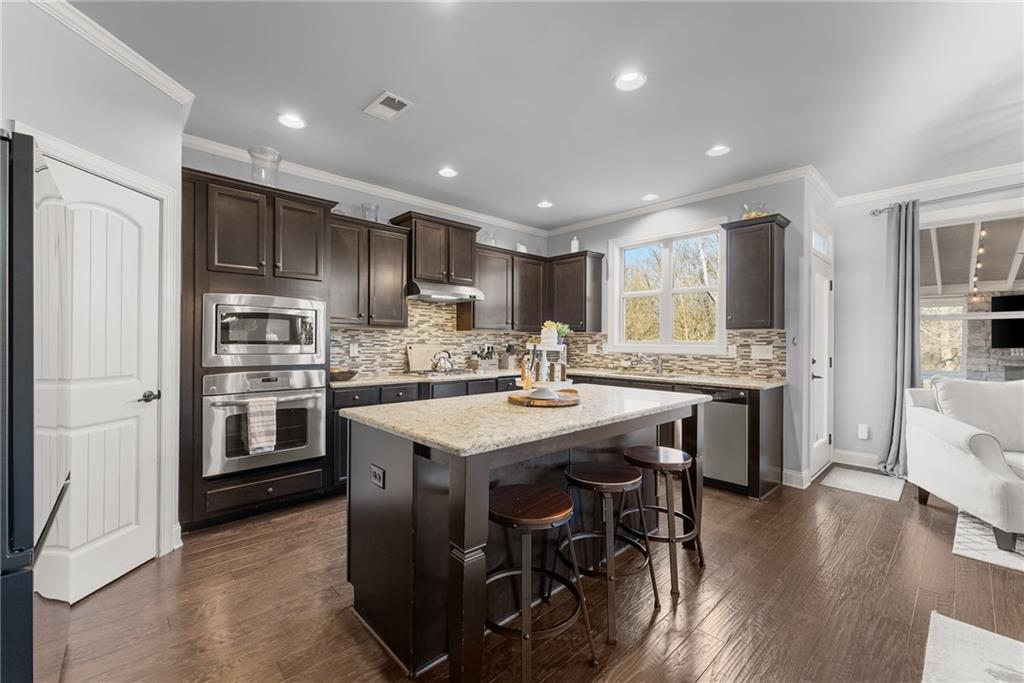6232 Brookshire Court