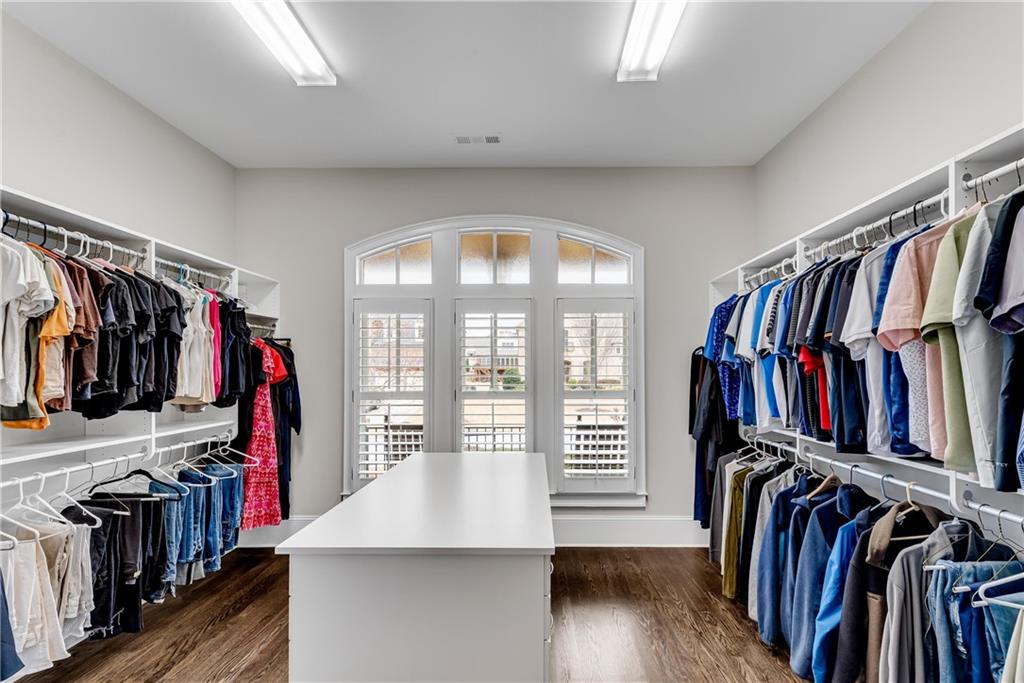 4850 Kentwood Drive