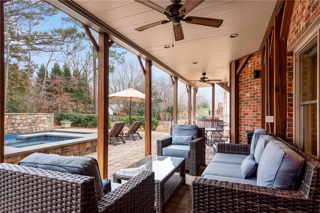 4850 Kentwood Drive