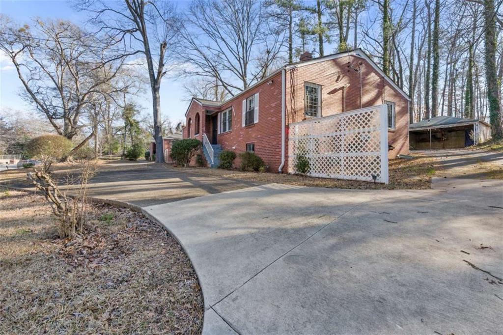162 FAIRBURN Road