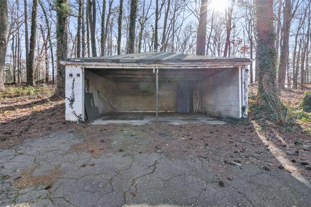 162 FAIRBURN Road
