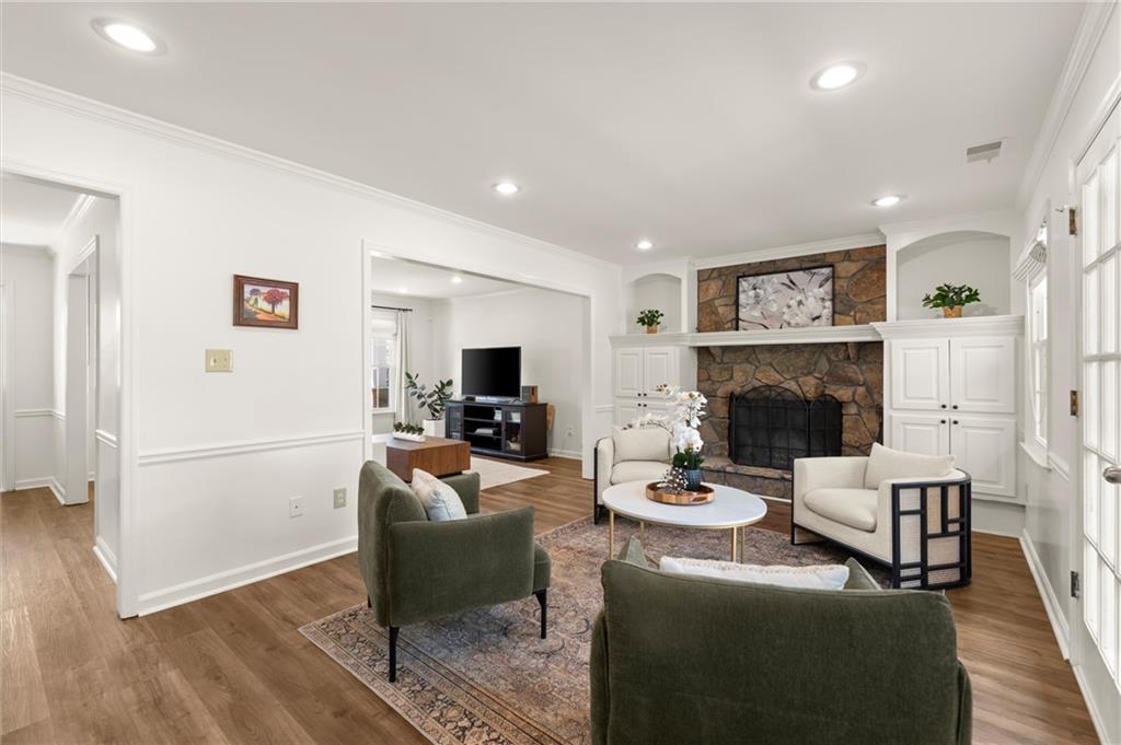 4496 Windsor Oaks Drive