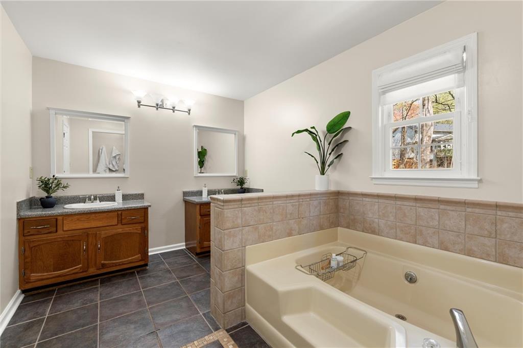 4496 Windsor Oaks Drive