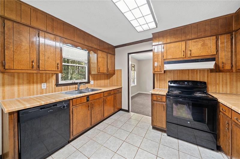 235 Shallowford Road NW