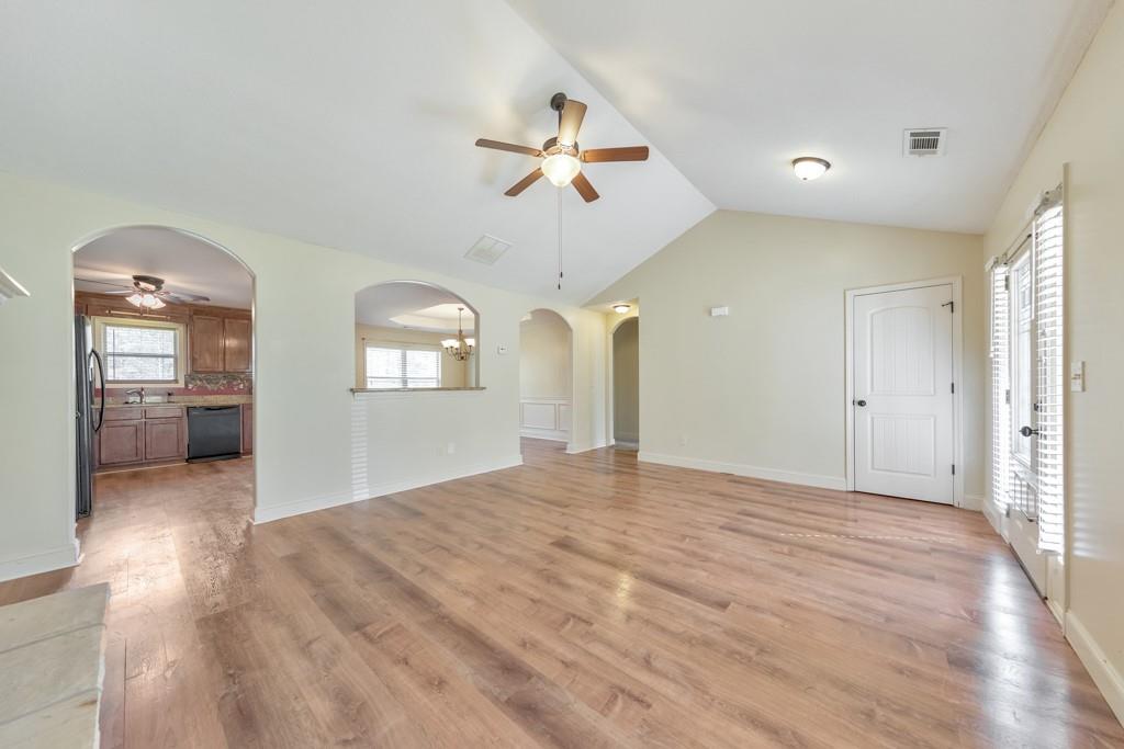 370 Redtail Road