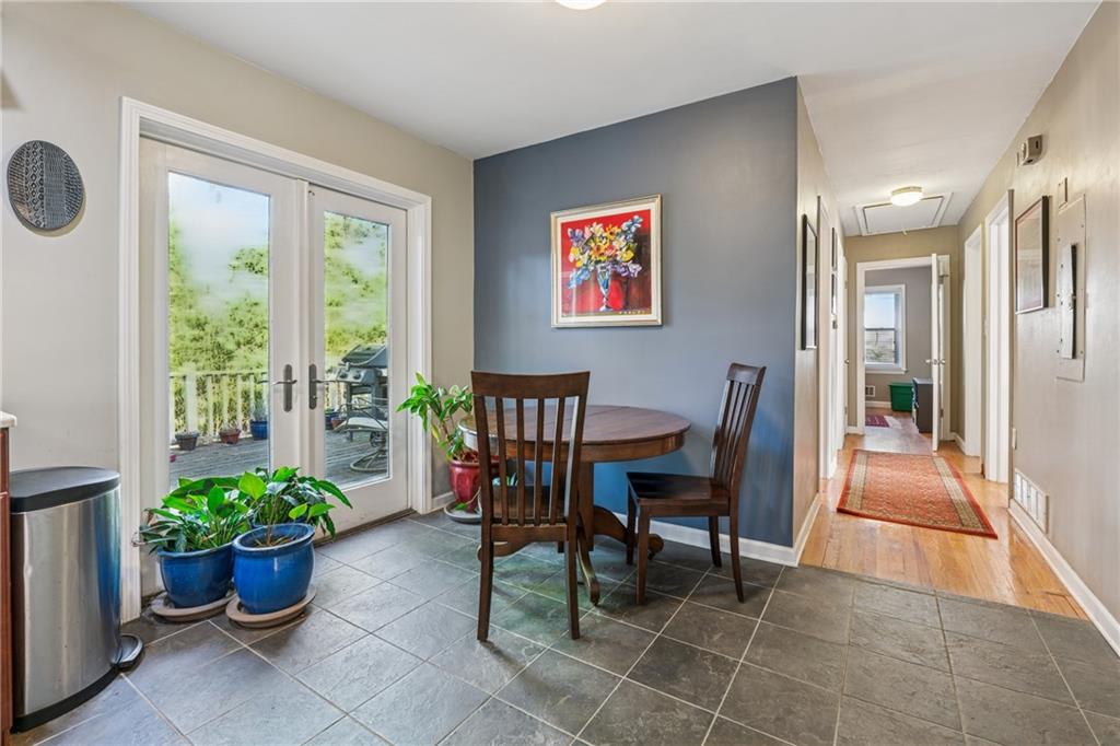 2434 Skyland Trail NE