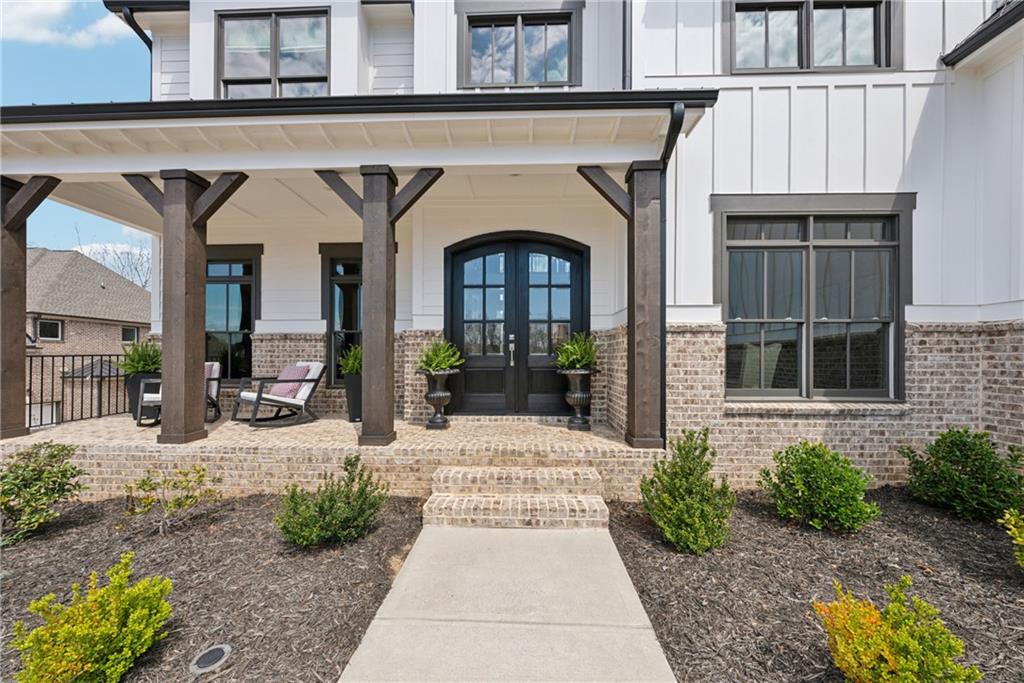 13415 Bishops Court