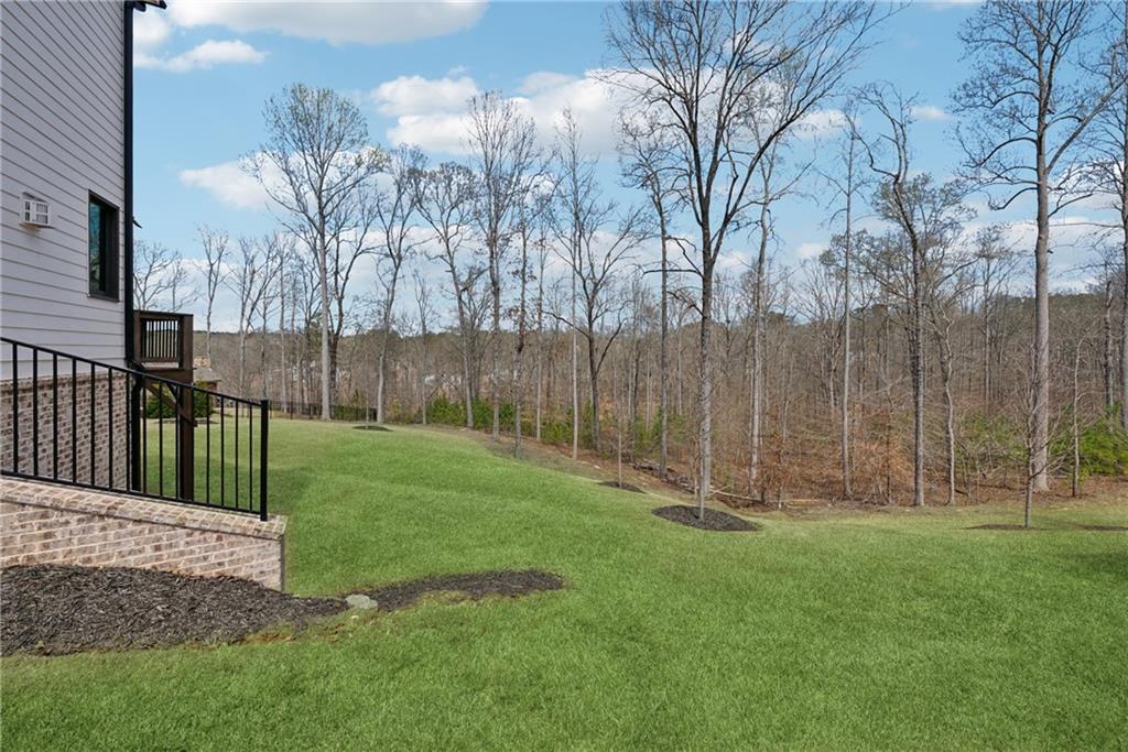 13415 Bishops Court