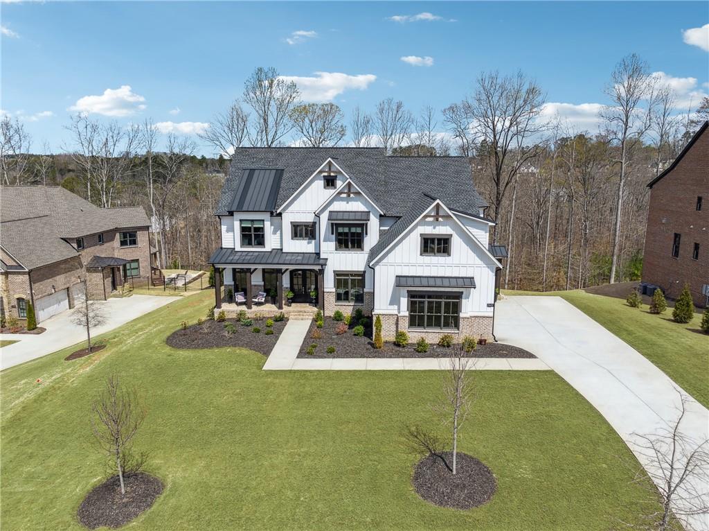13415 Bishops Court