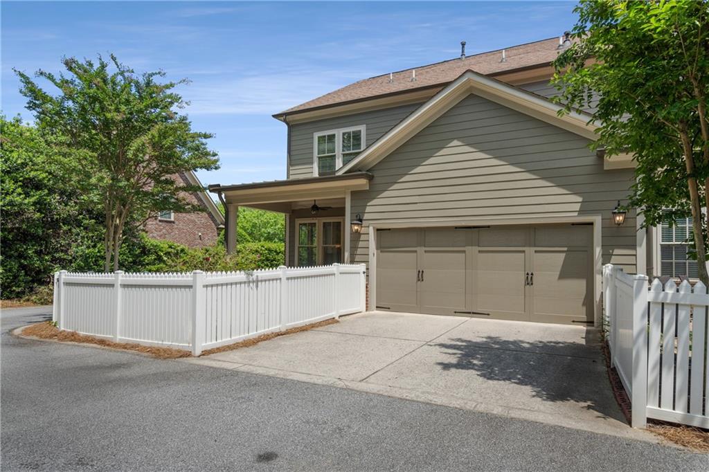 2137 McFarlin Lane