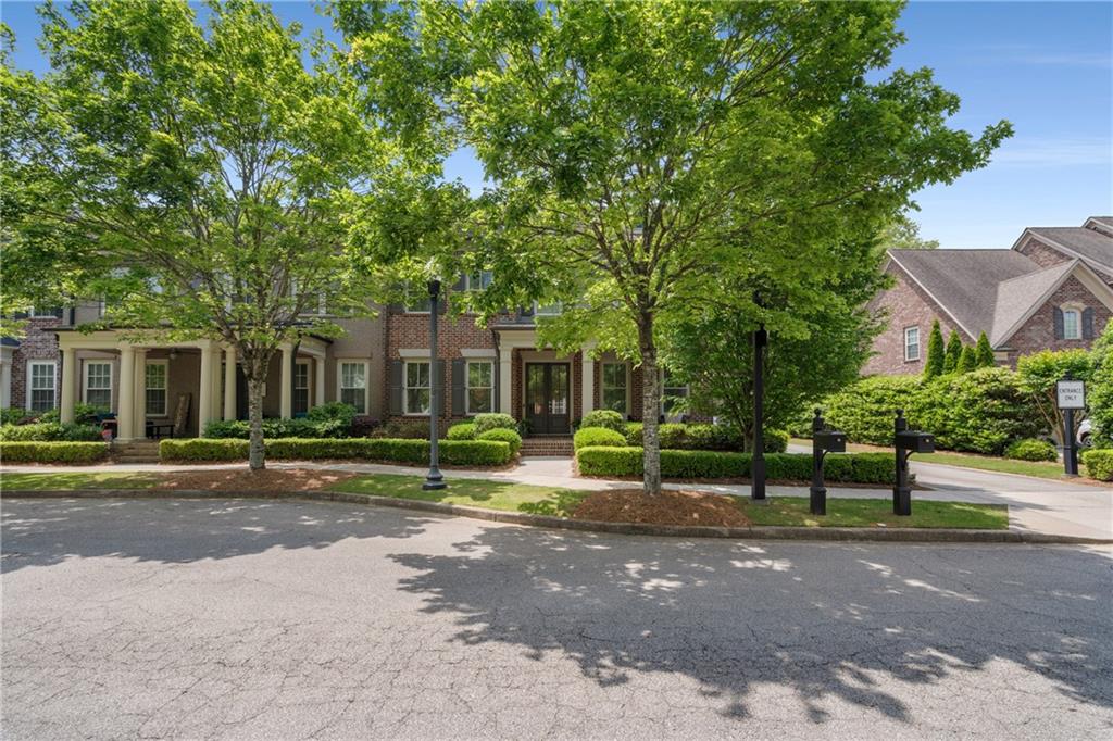 2137 McFarlin Lane