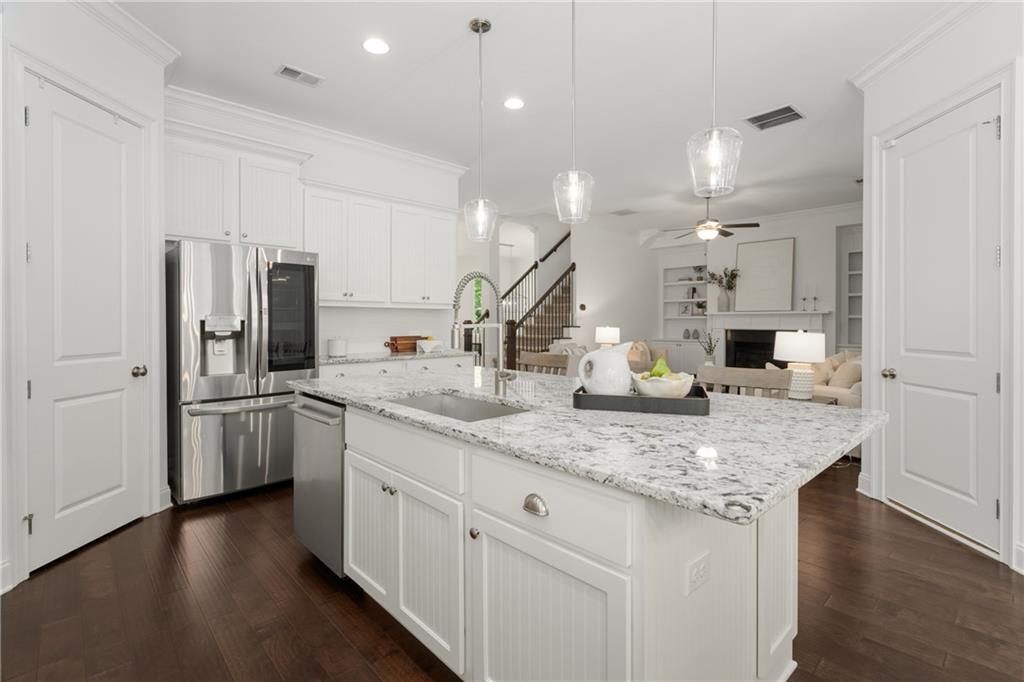 2137 McFarlin Lane