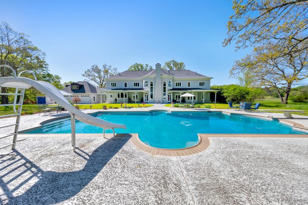 500 Floyd Road NE