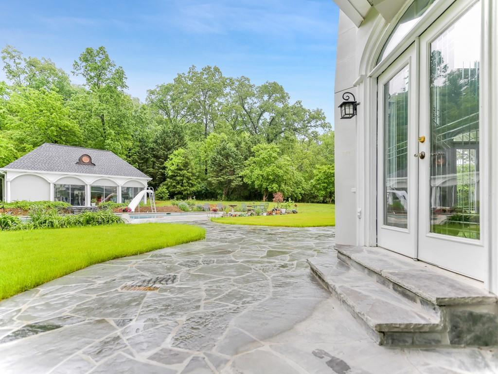 500 Floyd Road NE