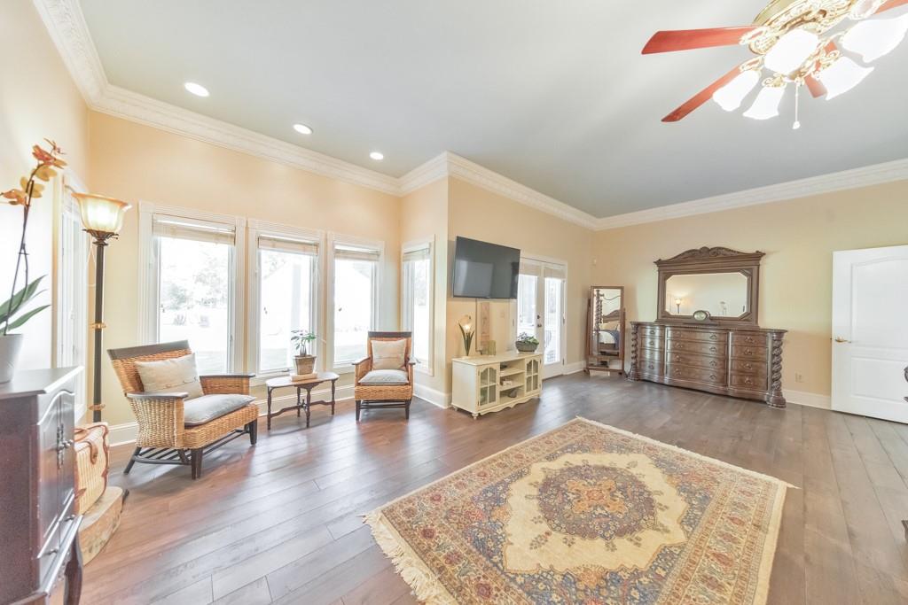 500 Floyd Road NE
