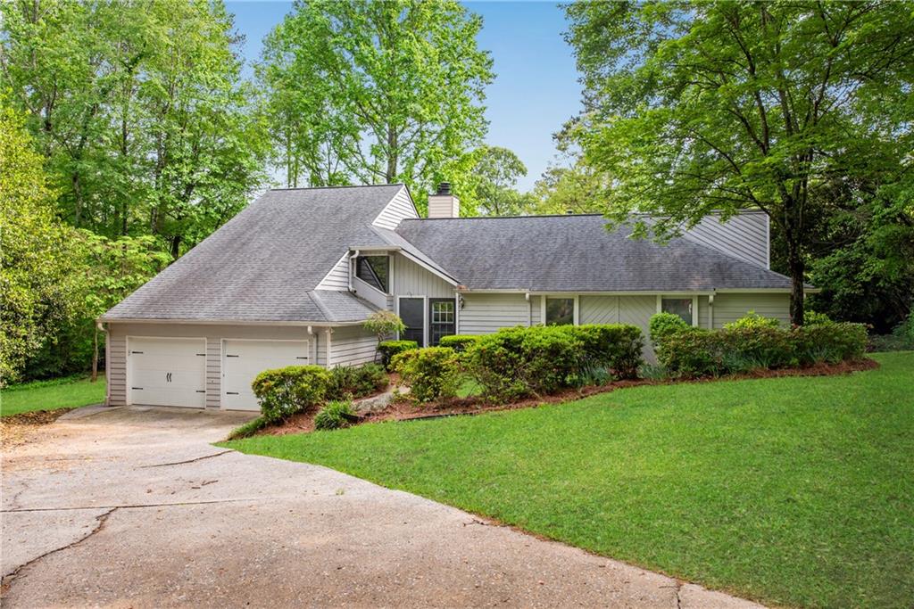 2100 Stone Hollow Court
