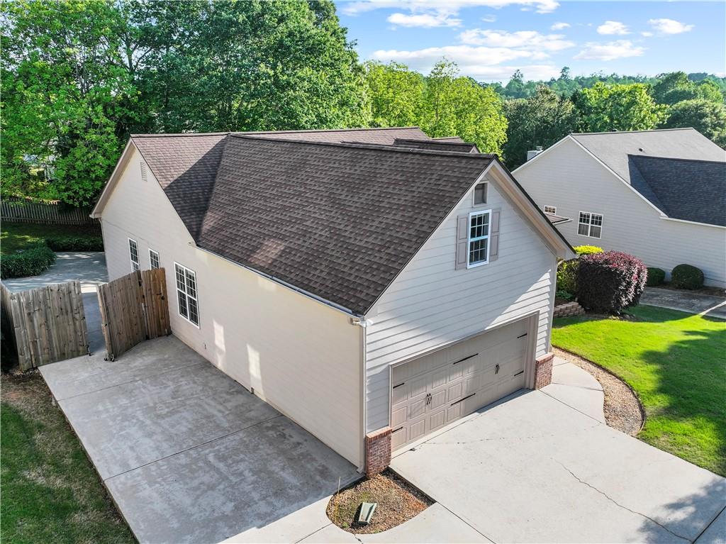 3811 Walnut Grove Way