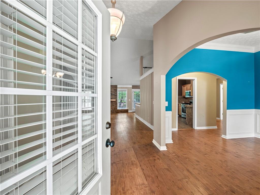 3811 Walnut Grove Way