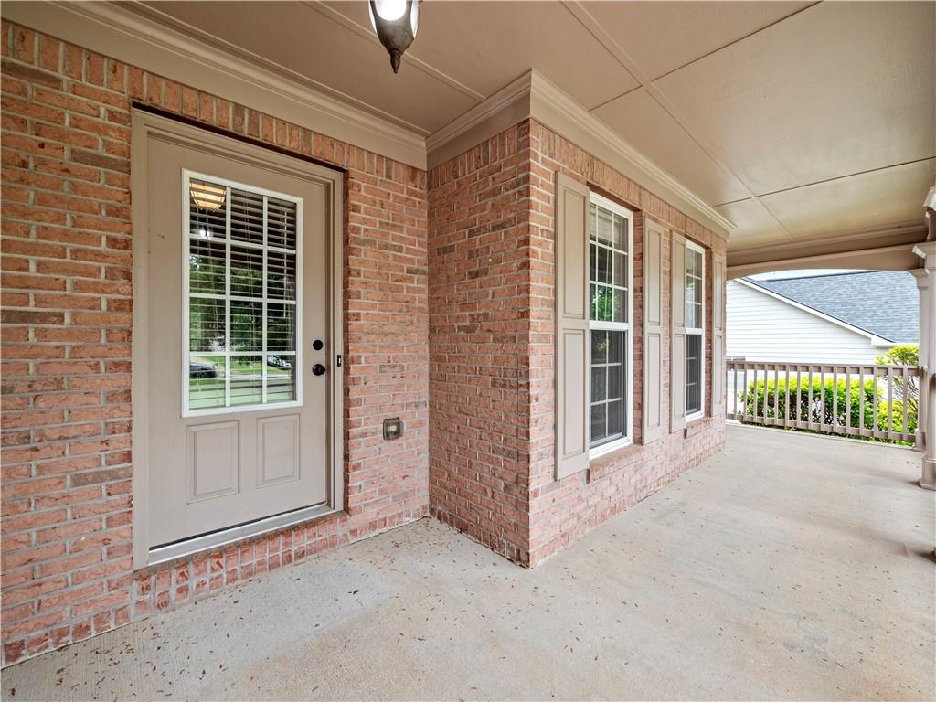 3811 Walnut Grove Way