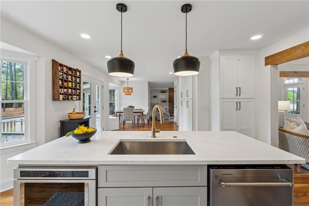 1275 Mayfield Road