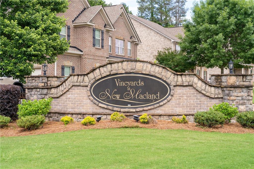 4093 Groveland Park Drive