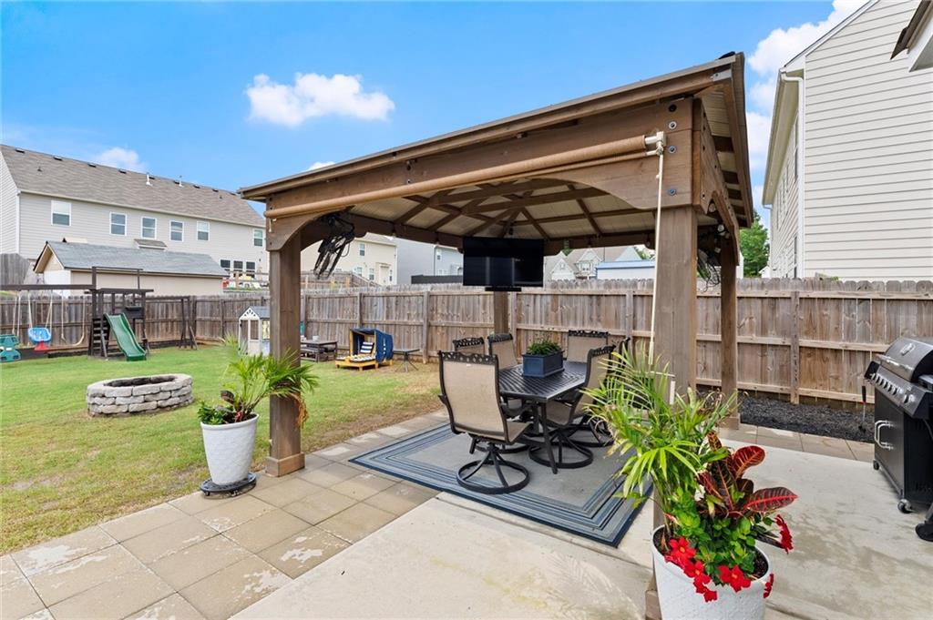 34 Hemlock Glen