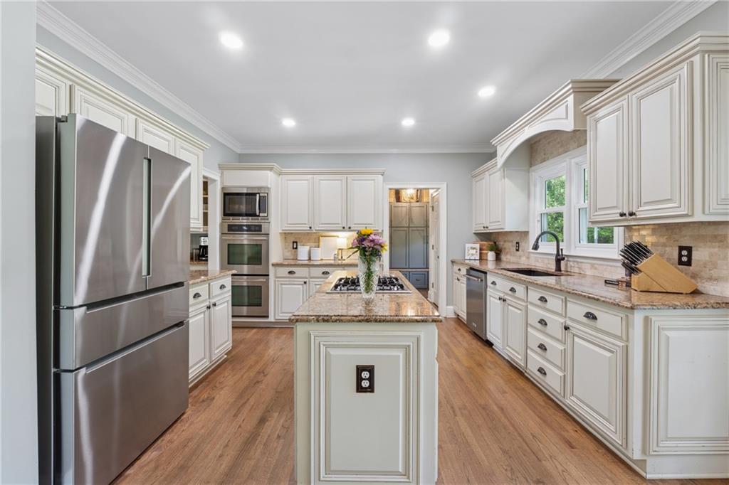 590 Kensington Farms Drive