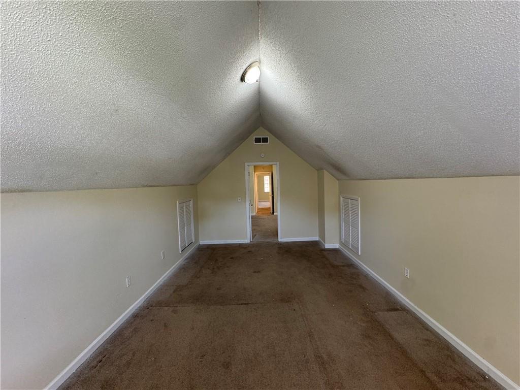 1050 Redan Trace