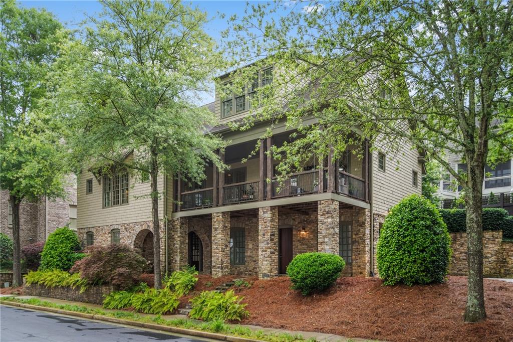 3075 Woodvale Court