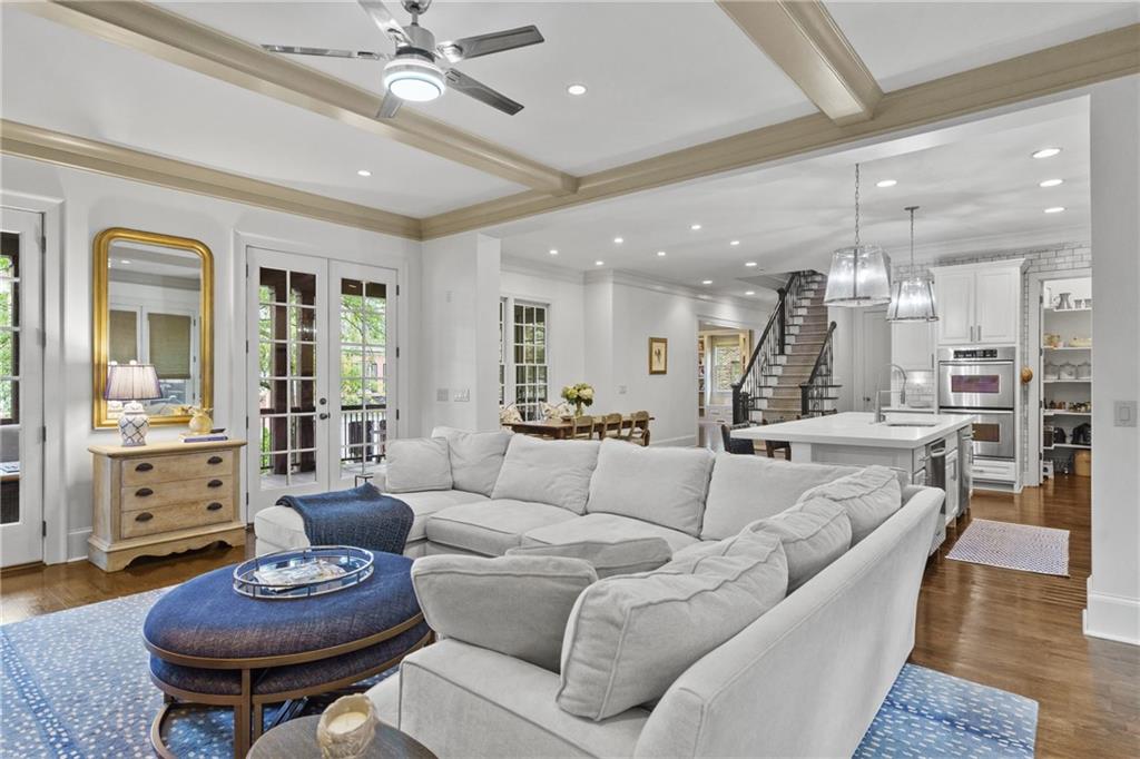 3075 Woodvale Court